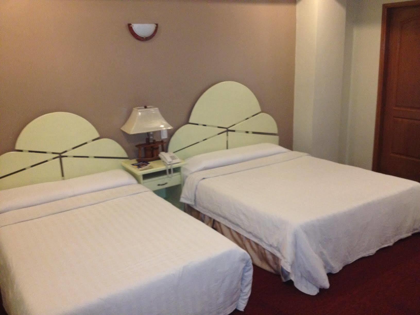 Prince Plaza Hotel 碧瑶 外观 照片